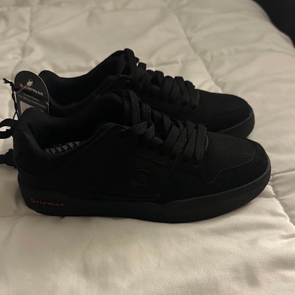 Airwalk Black Kids Sneakers